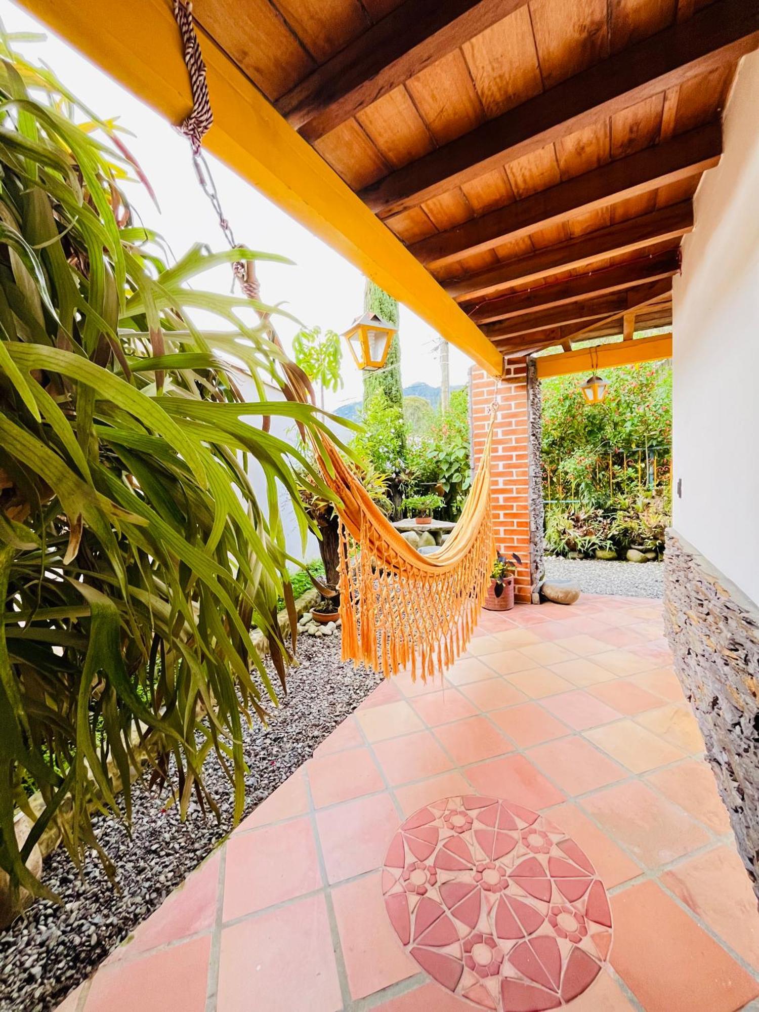 Casa De Las Rocas Hostel Jardín Exteriör bild